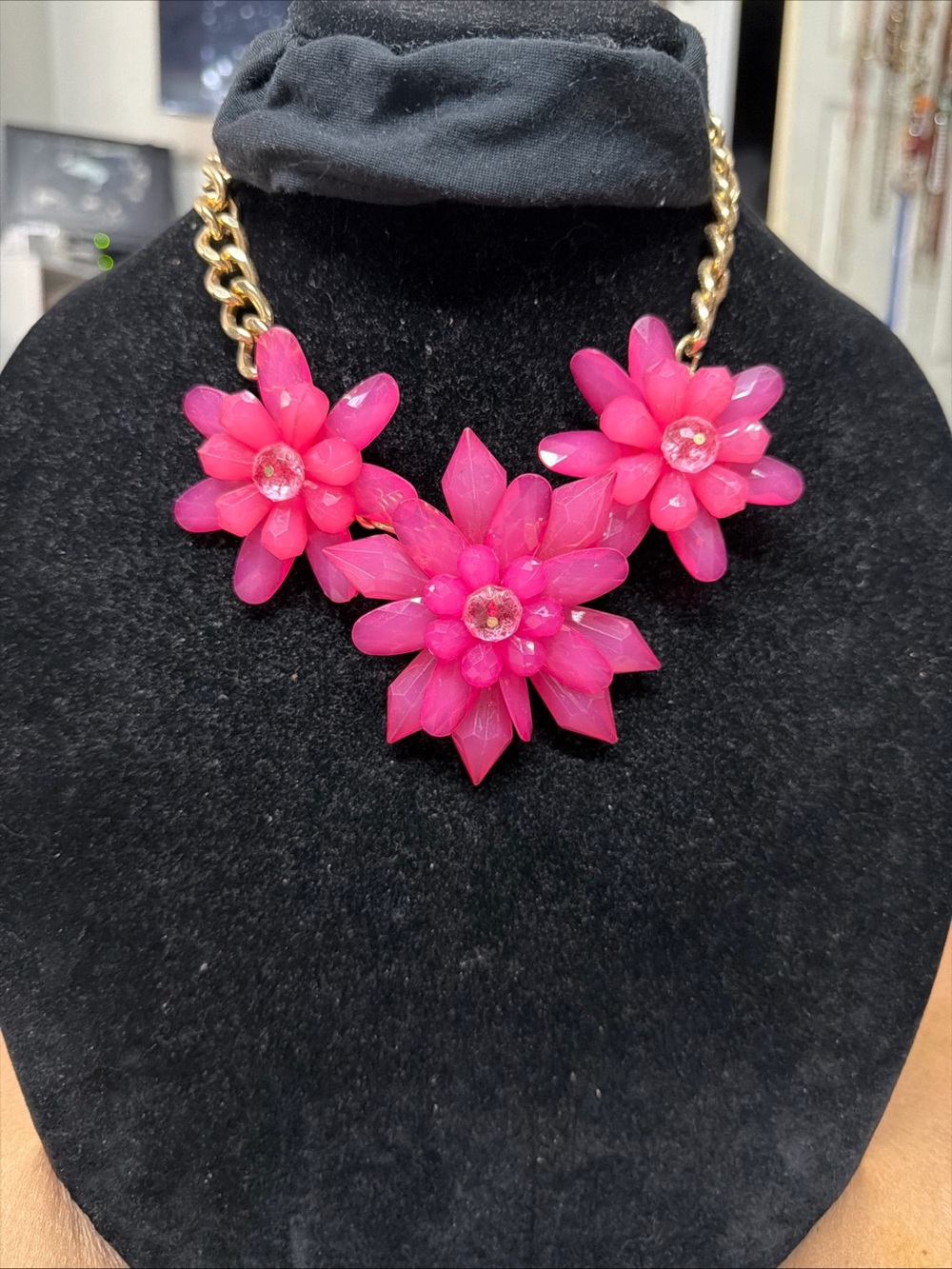 Charming Charlie 20” Bold Pink Floral Statement Necklace - Women Jewelry